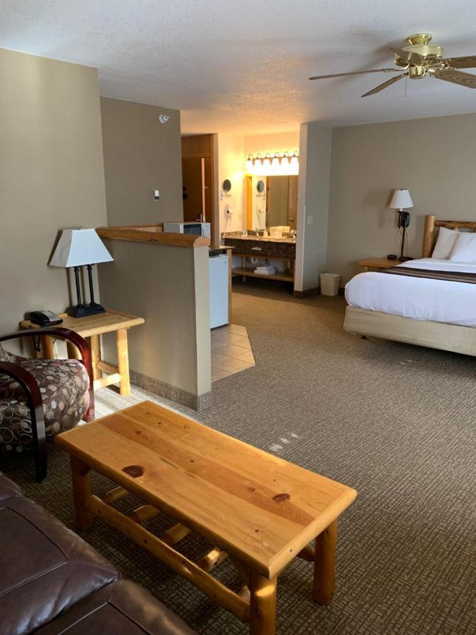 The Antler Lodge - Gardiner Eksteriør billede