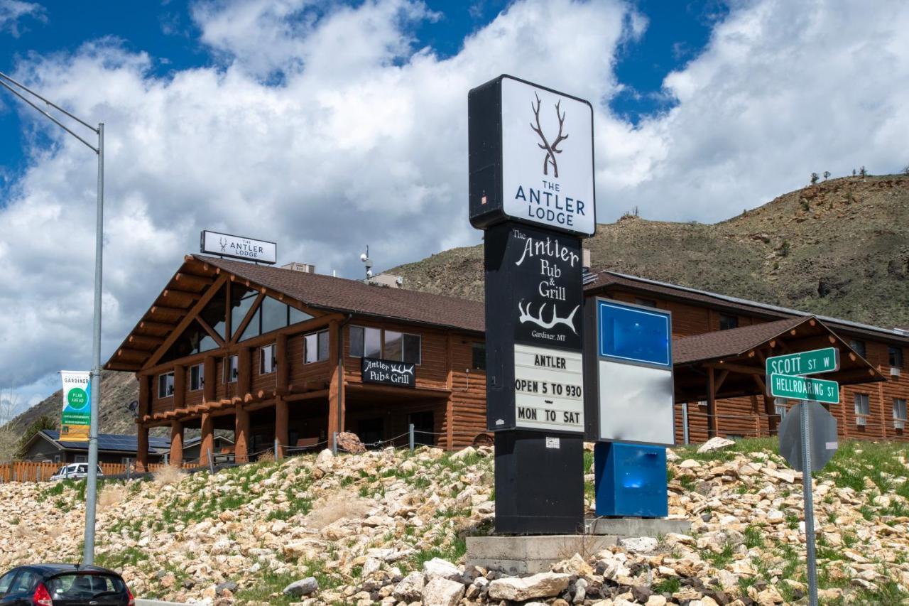 The Antler Lodge - Gardiner Eksteriør billede
